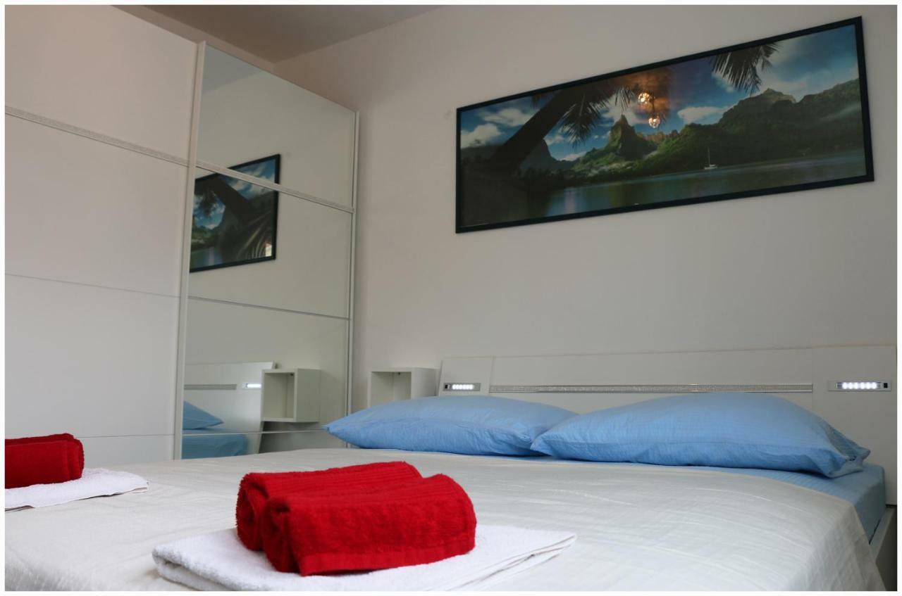 Apartman Loretta プリモシュテン エクステリア 写真